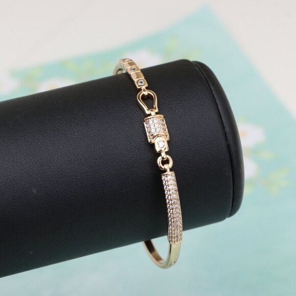 Elegant Rose Gold Bangle with Sparkling Crystal Detailing, XPBL0512 - Picture 9 of 12